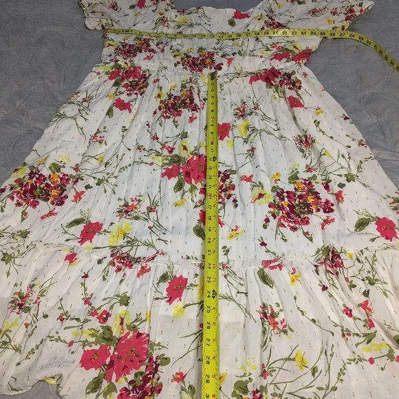 Size 26 Floral Women's Dress in White with Pink and Yellow Accents - Picture 4 of 11